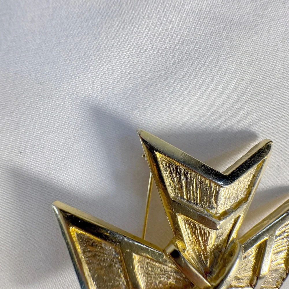 Vtg KJL‎ Kenneth Jay Lane Maltese Cross Brooch Pin 2.5